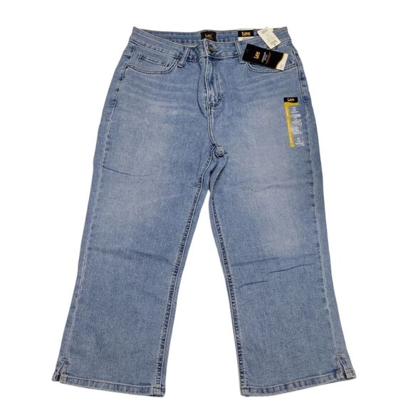 Lee Capri Jeans Womens 12 Medium Mid Rise Legendary Style Light Blue Tags - Picture 1 of 9